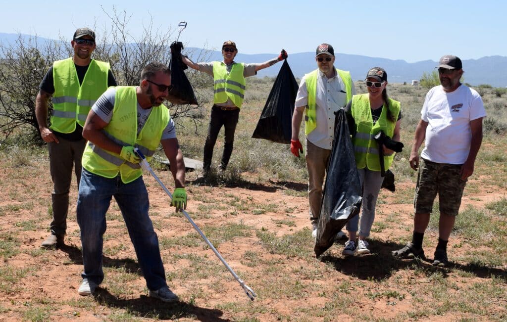 Tread Lightly Impact Report: BFGoodrich® Tires Outstanding Trails: Trash Dogs Cottonwood Cleanup DSC 0117 1024x651