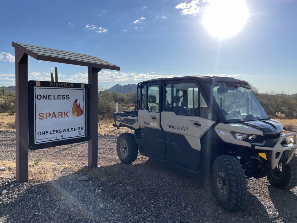 Tread Lightly! Impact Report: Boulders OHV Sign Installation IMG 2874 1024x768