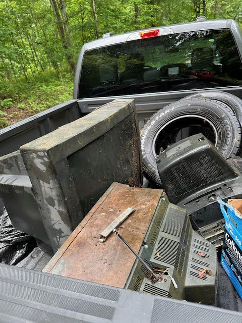 Tread Lightly! Impact Report: Hickman County Cleanup with Bridgestone Americas Unnamed 2