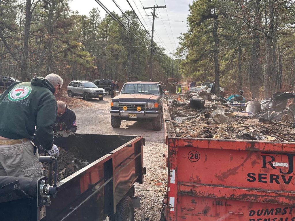 Tread Lightly Impact Report: Brendan T. Byrnes State Forest Cleanup IMG 8437 1024x768