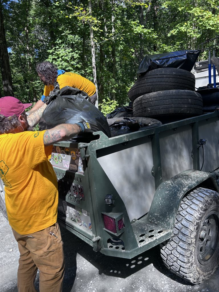 Tread Lightly! Impact Report: Venture Unknown Foundation: Sweep Up the Southeast IMG 6726 768x1024