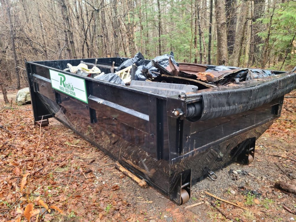 Tread Lightly Impact Report: Warwick State Forest Earth Day Cleanup IMG 2009 1024x768
